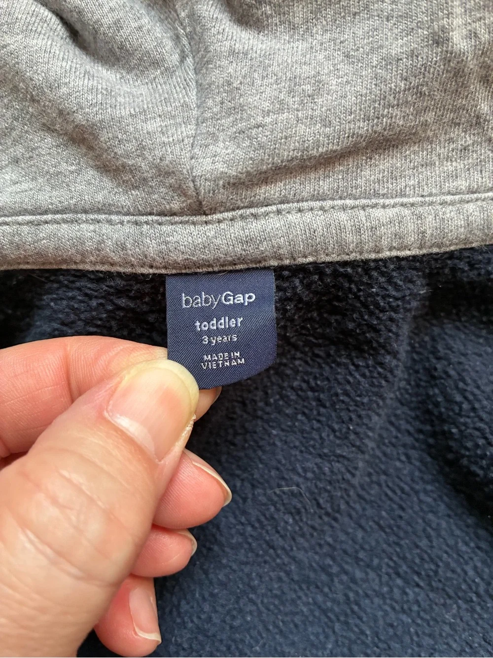 GAP navy gray